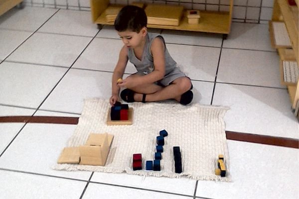 Jogos Didáticos Montessori - Método Montessori 