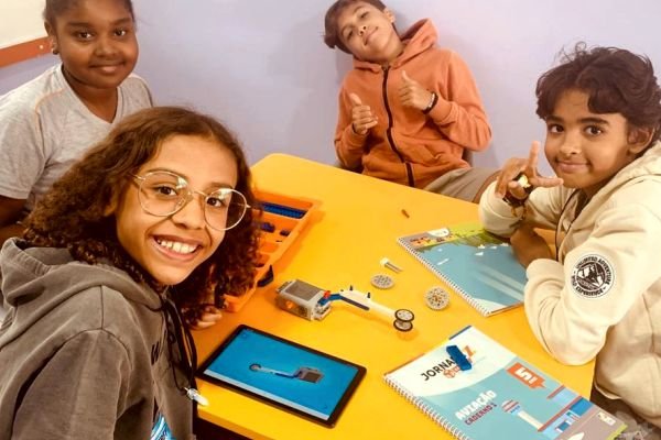 Educação Tecnológica na Escola Prisma